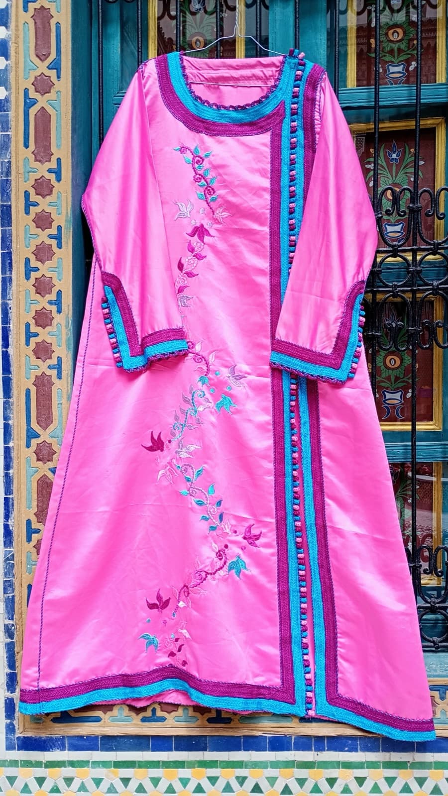 DJ128 — Moroccan Women's Caftan · Synthetic · Flamingo Rose — photo 1 of 3